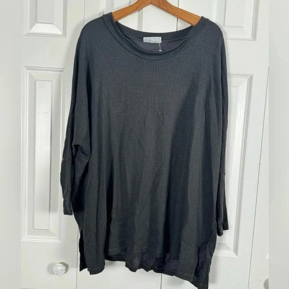 Bryn Walker Lagenlook Textured Batwings Top